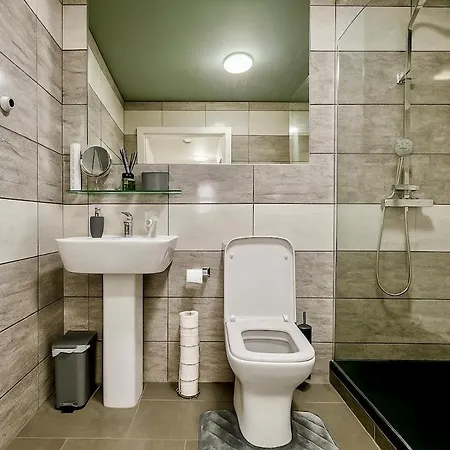 Cinema Lounge 2bed Centre Free Parking Лідс