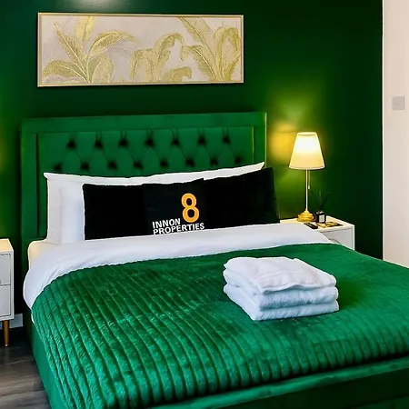 Апартаменти Cinema Lounge 2bed Centre Free Parking *