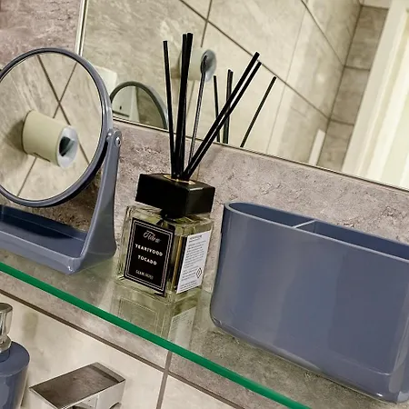 Cinema Lounge 2bed Centre Free Parking Daire